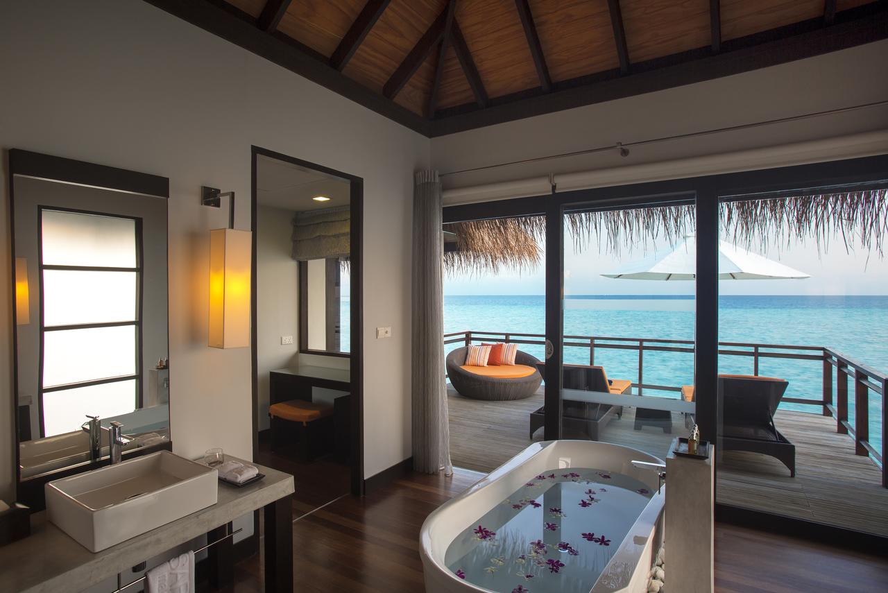 Velassaru Maldives 5* Velassaru Maldives 5*