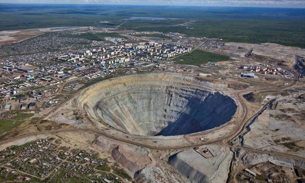 Мирный Мирный